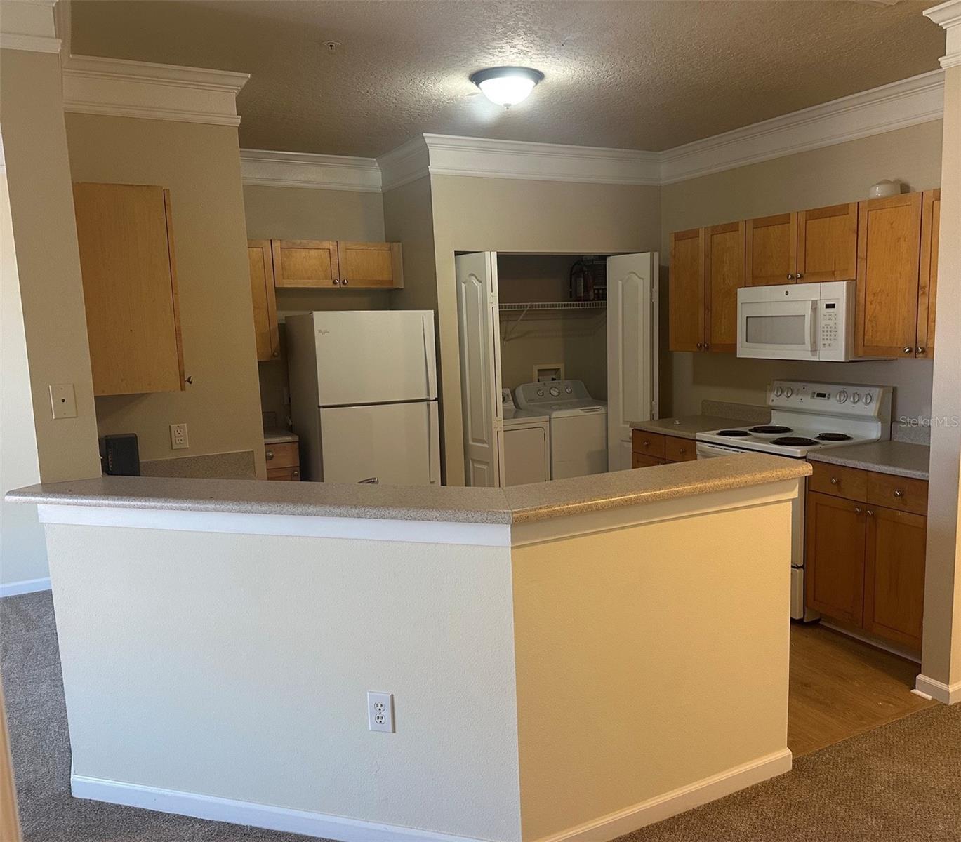 8842 Villa View Cir #301 Property Photo 8