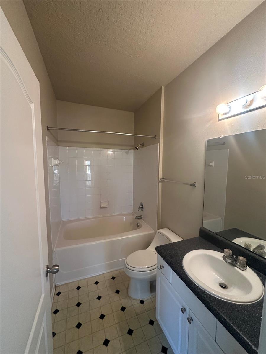 8842 Villa View Cir #301 Property Photo 14