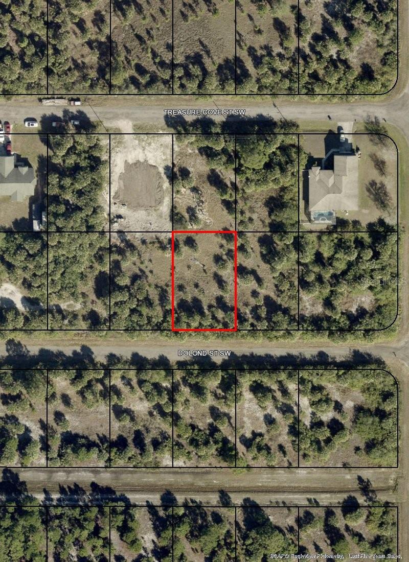 629 Dolond St Sw Property Photo 2