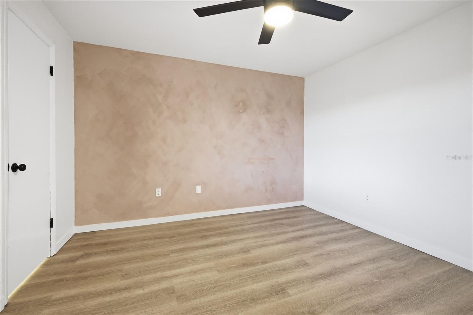 3038 Parkway Blvd #306 Property Photo 18