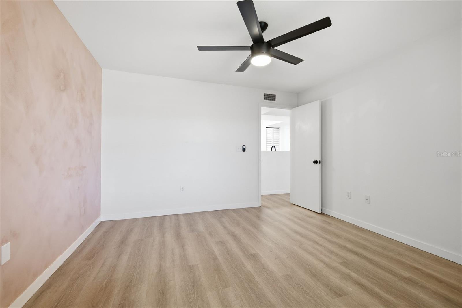 3038 Parkway Blvd #306 Property Photo 20