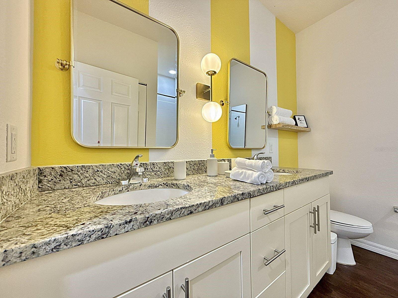 8988 Silver Pl Property Photo 12
