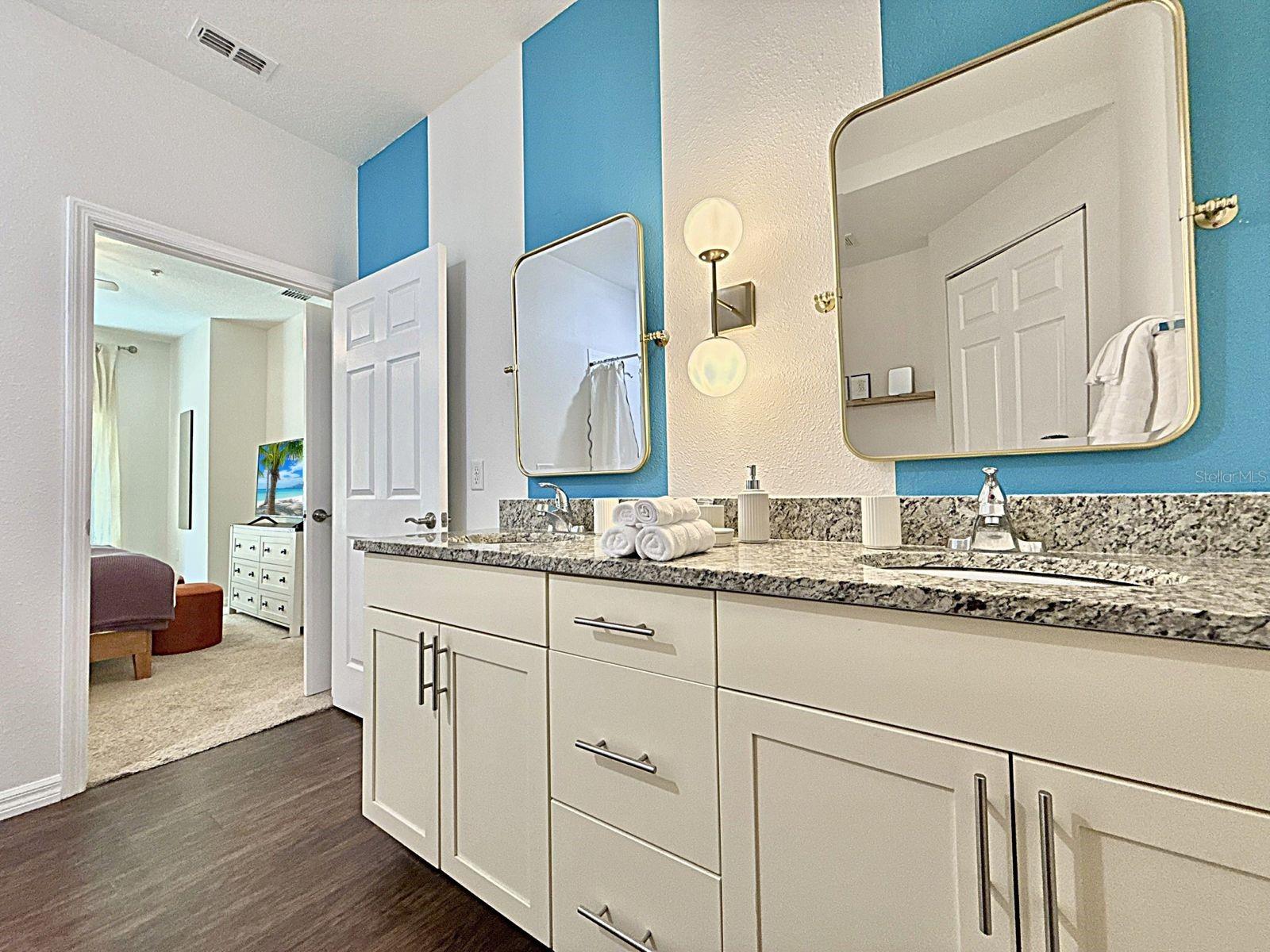 8988 Silver Pl Property Photo 14