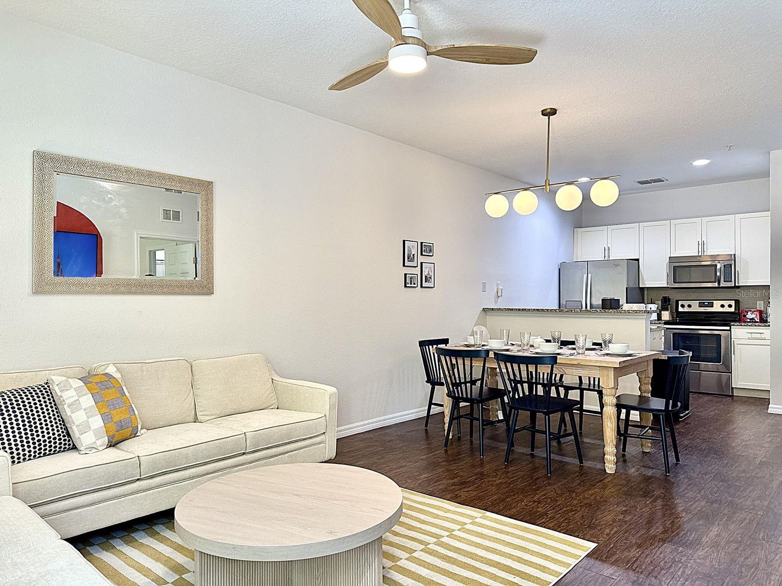 8988 Silver Pl Property Photo 16