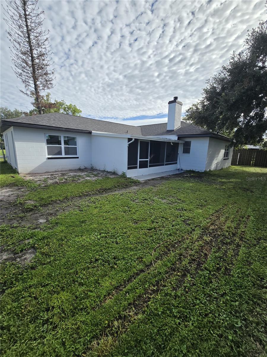 132 Acapulco Dr Property Photo 16