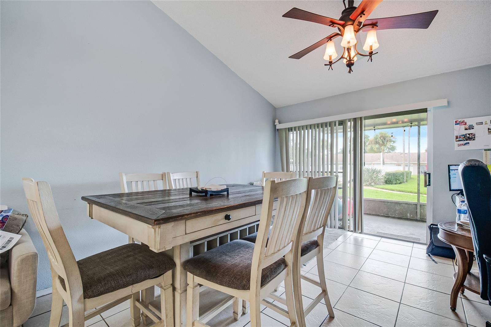 1226 Lucaya Cir Property Photo 42