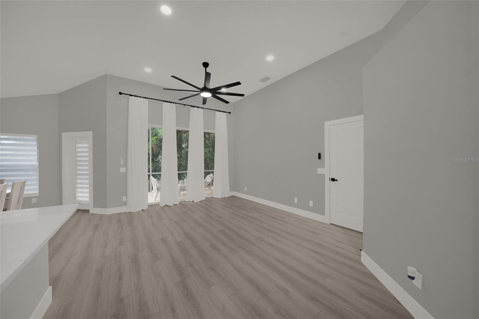 4432 Deer Trail Blvd Property Photo 6