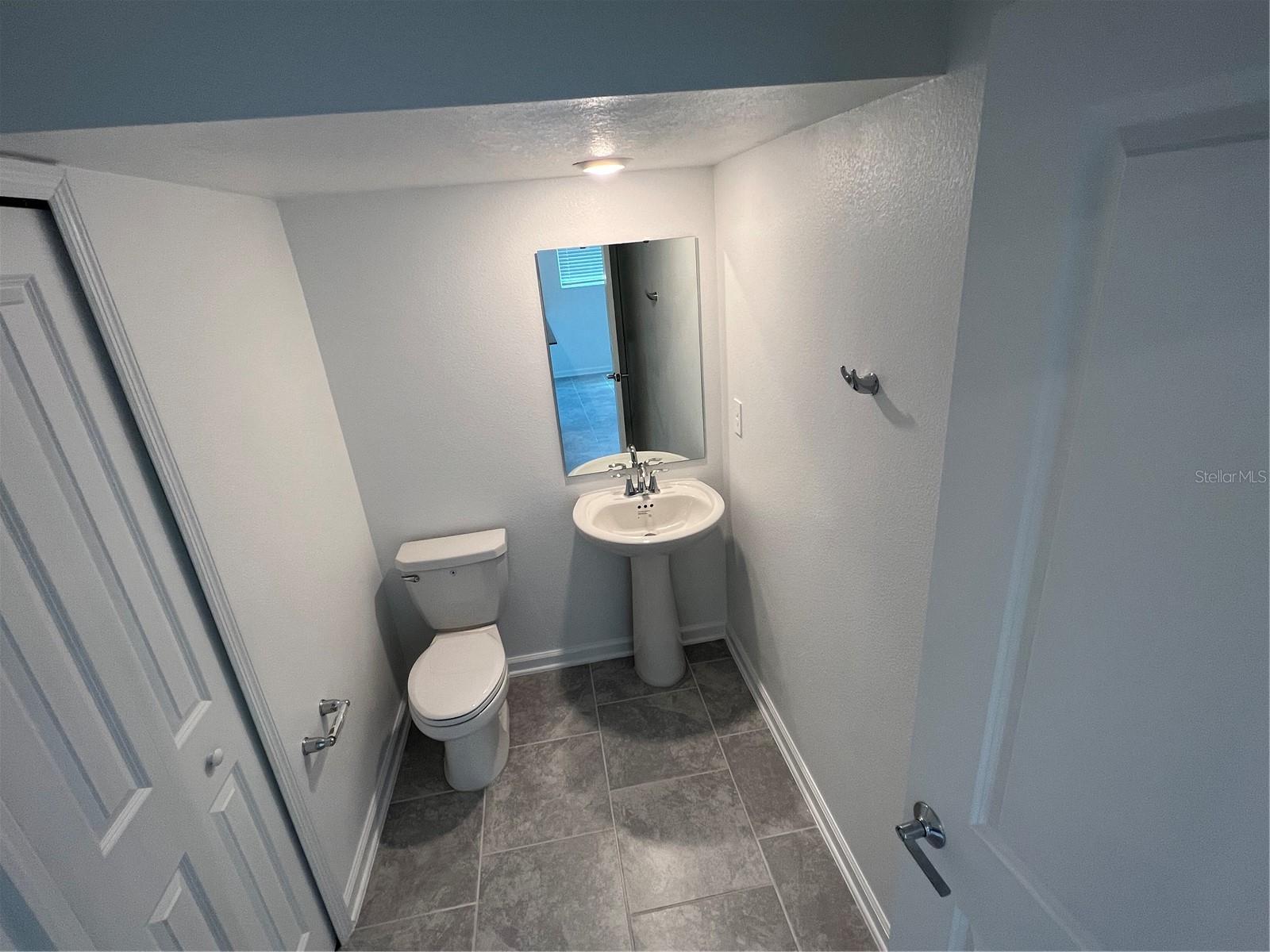7497 Stone Creek Trl Property Photo 7
