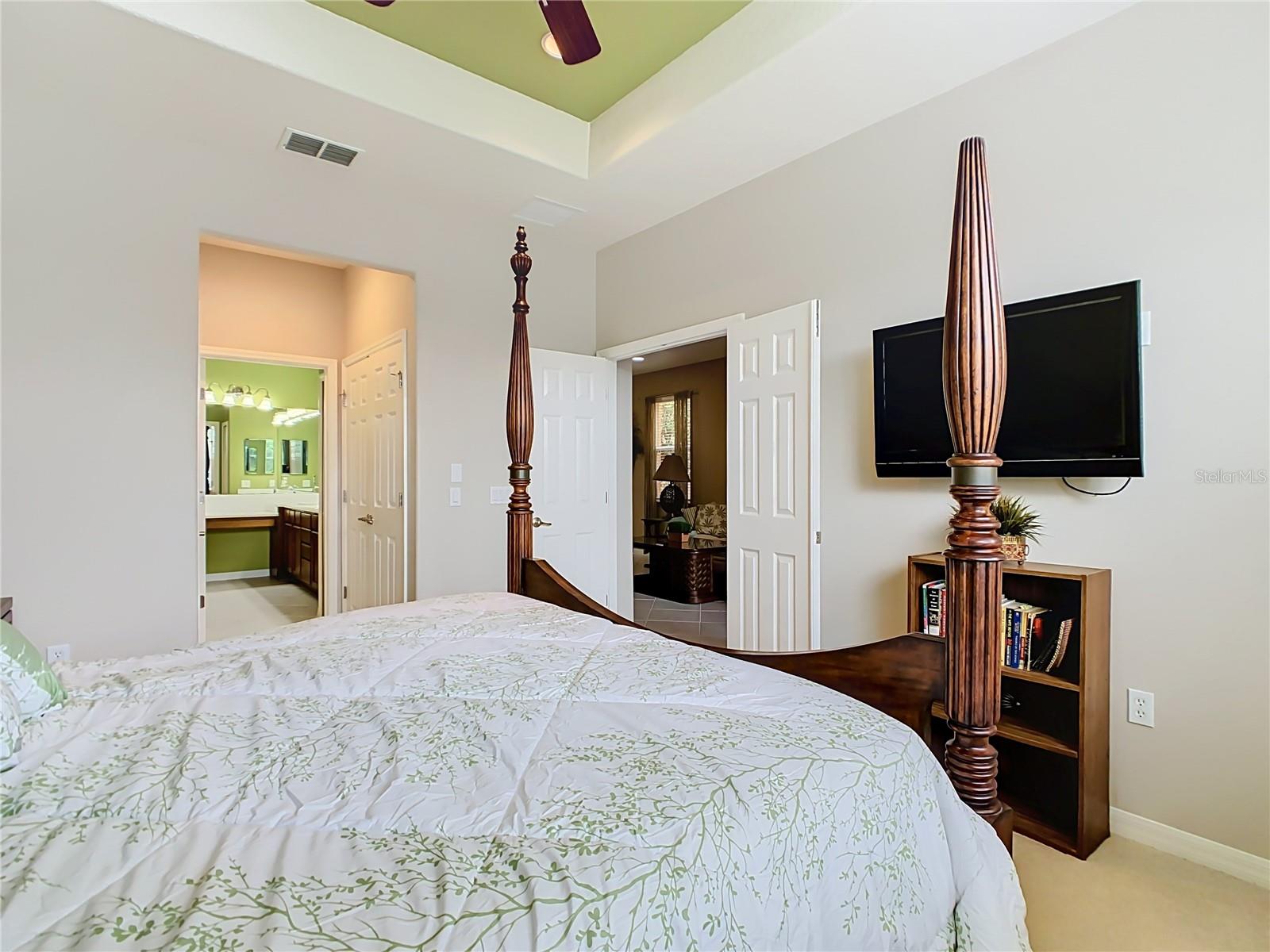 2358 Palm Tree Dr Property Photo 30