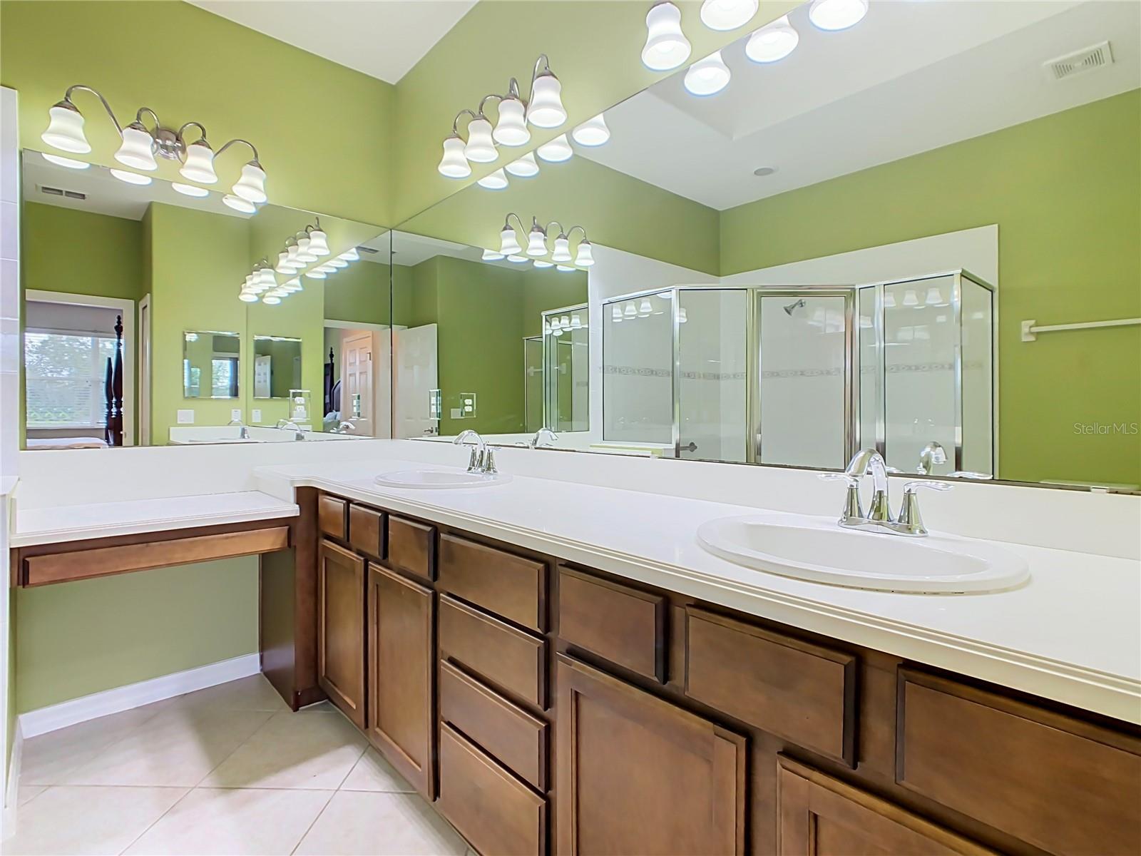 2358 Palm Tree Dr Property Photo 36
