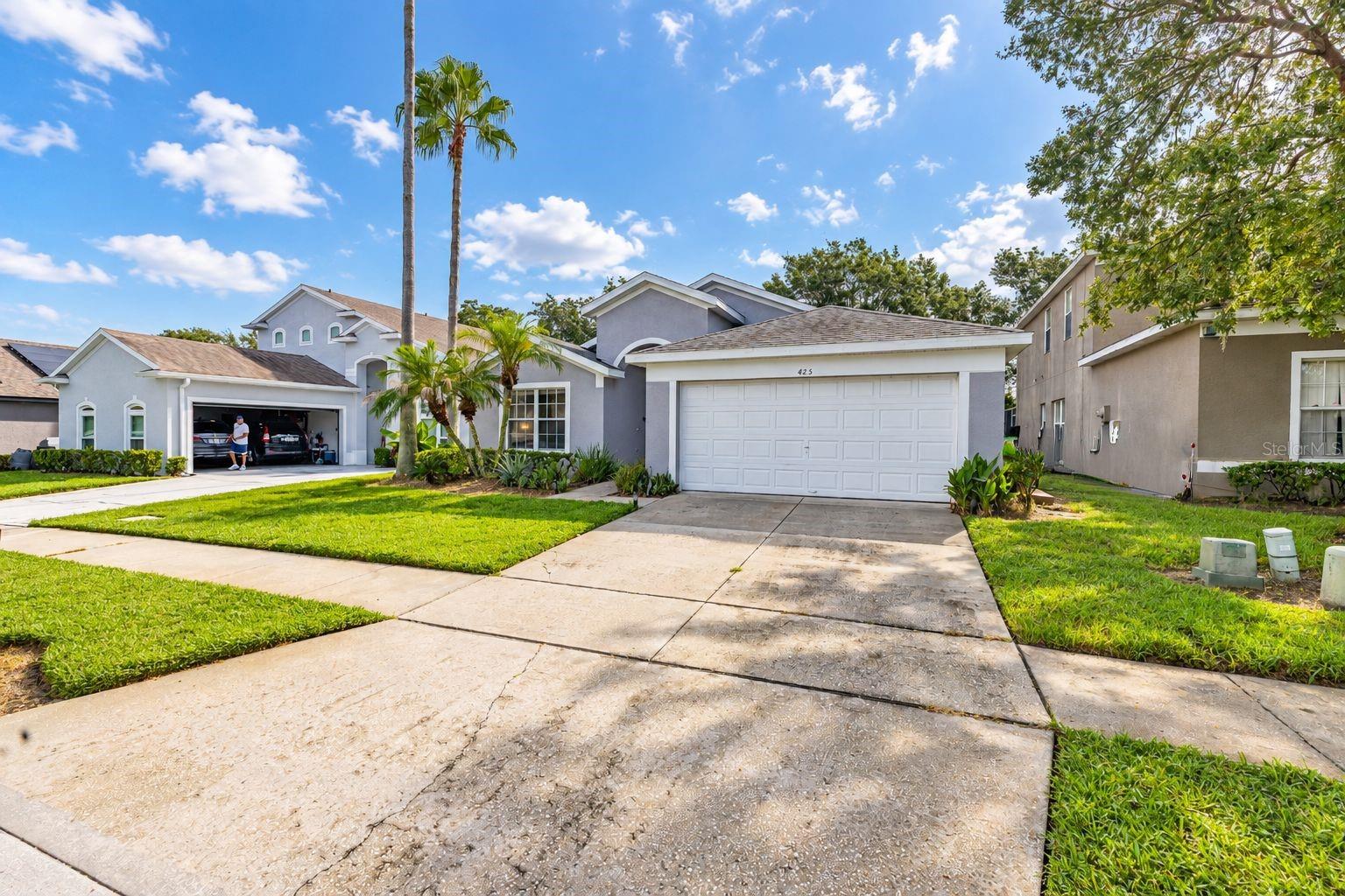 425 Castlemain Cir Property Photo 47
