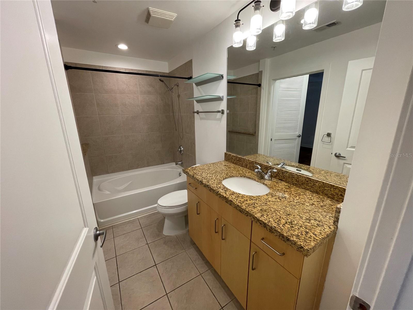155 S Court Ave #1308 Property Photo 6
