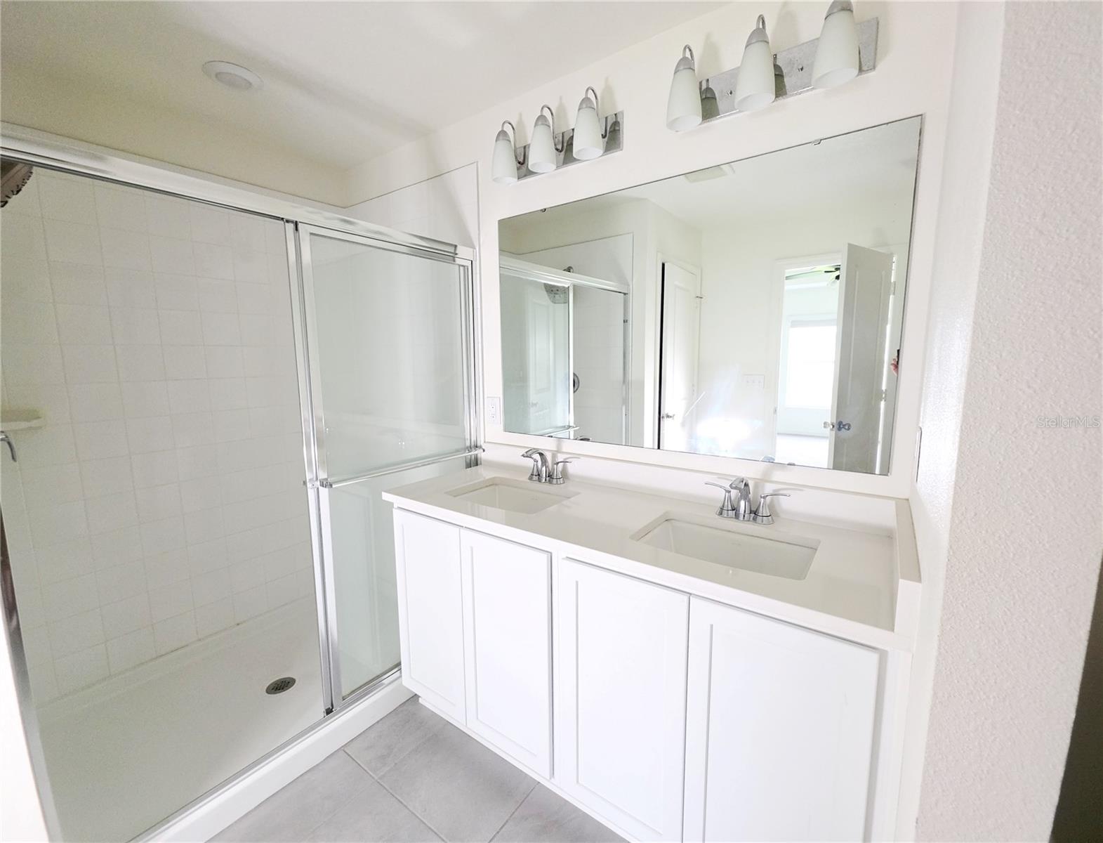 2894 Mosshire Cir Property Photo 12