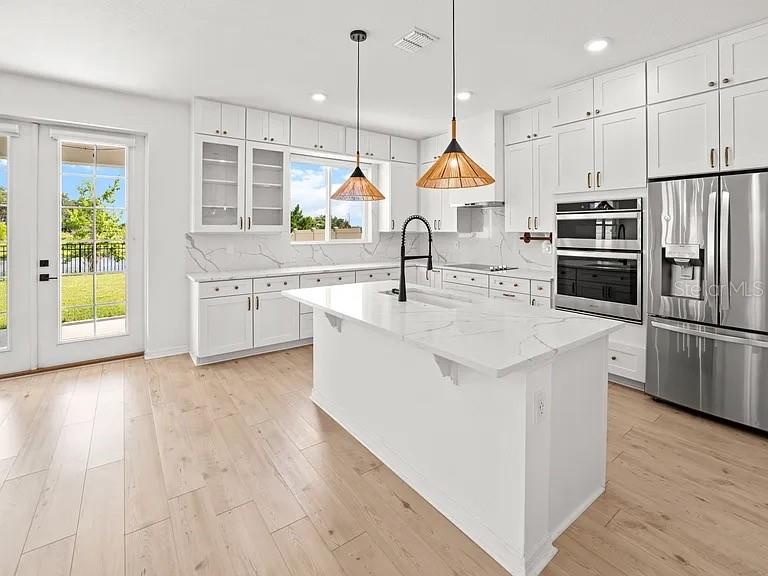 5005 Golden River Ln Property Photo 6