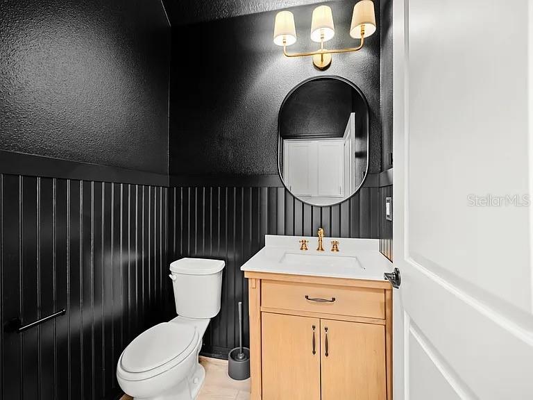 5005 Golden River Ln Property Photo 21