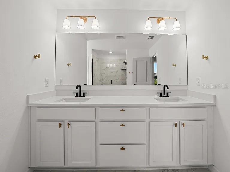 5005 Golden River Ln Property Photo 22