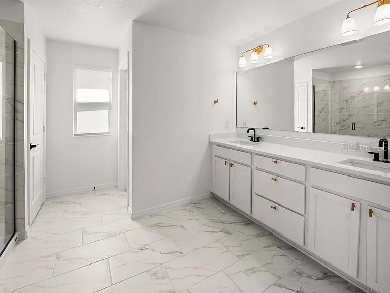 5005 Golden River Ln Property Photo 23