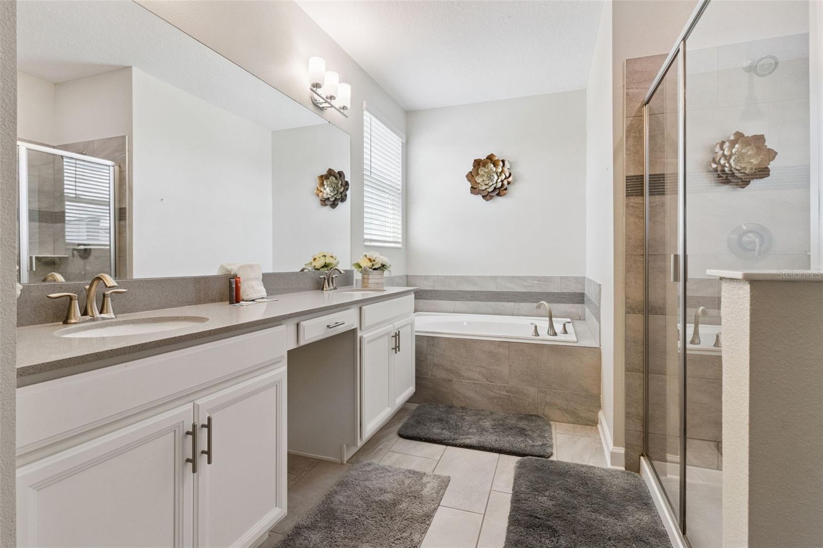 8996 Cabot Cliffs Dr Property Photo 30