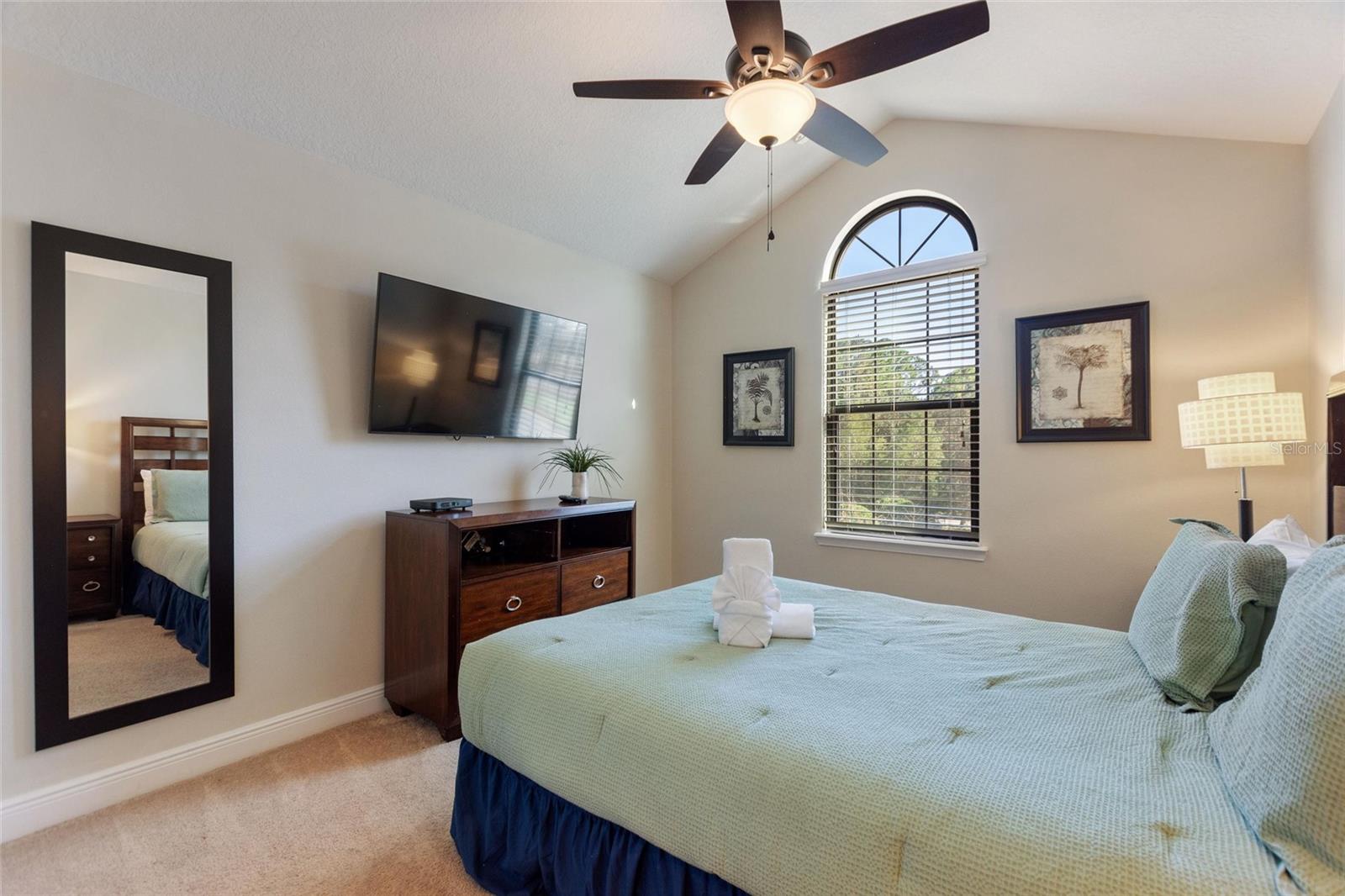 8205 Roseville Blvd Property Photo 20