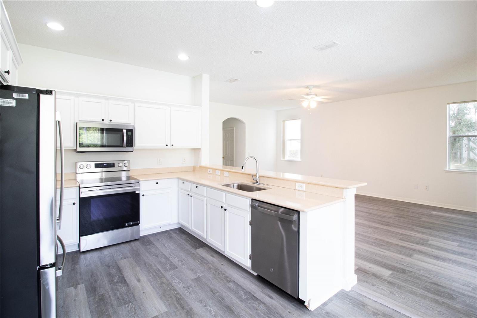14215 Wistful Loop Property Photo 10