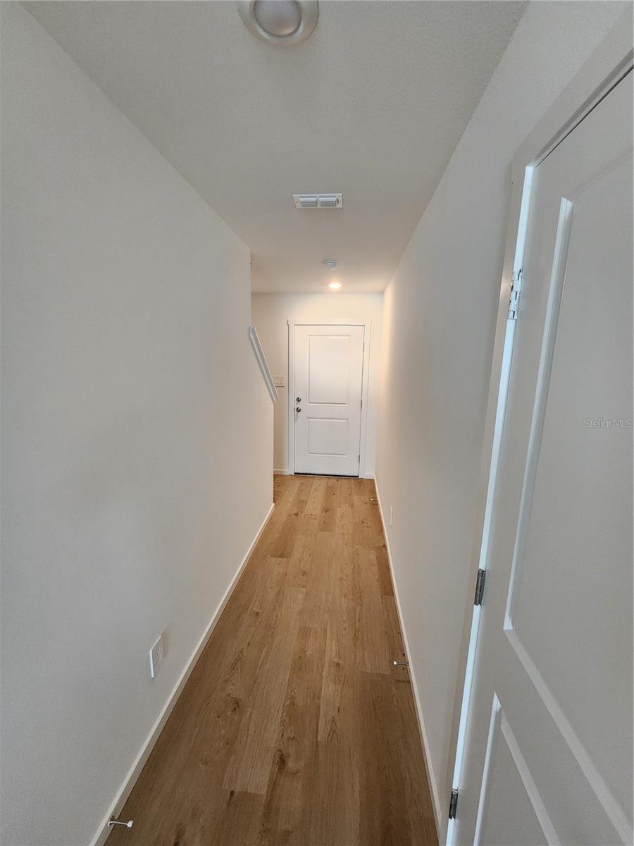 957 Phoenix St Property Photo 17