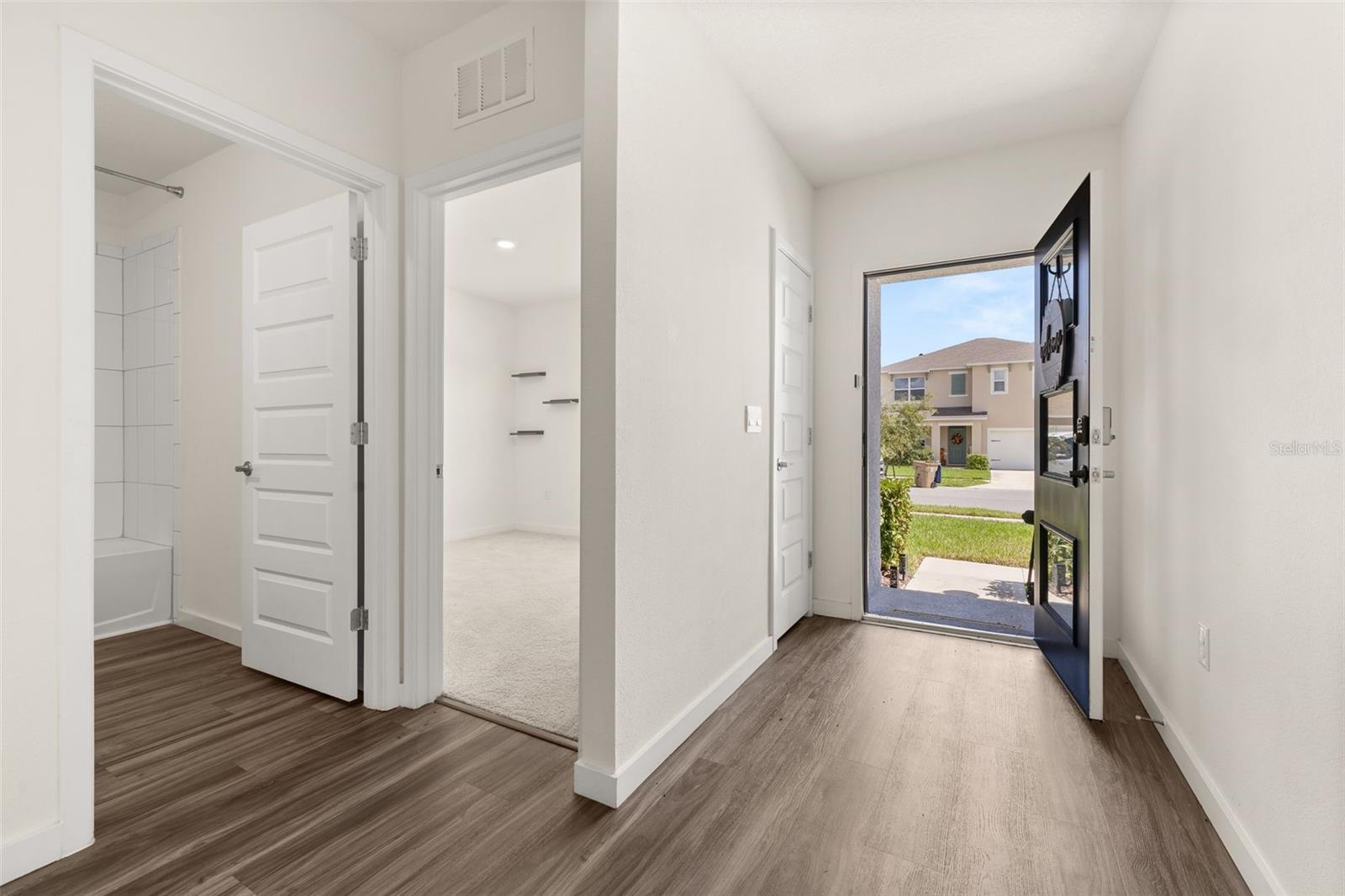 5154 Tana Ter Property Photo 5