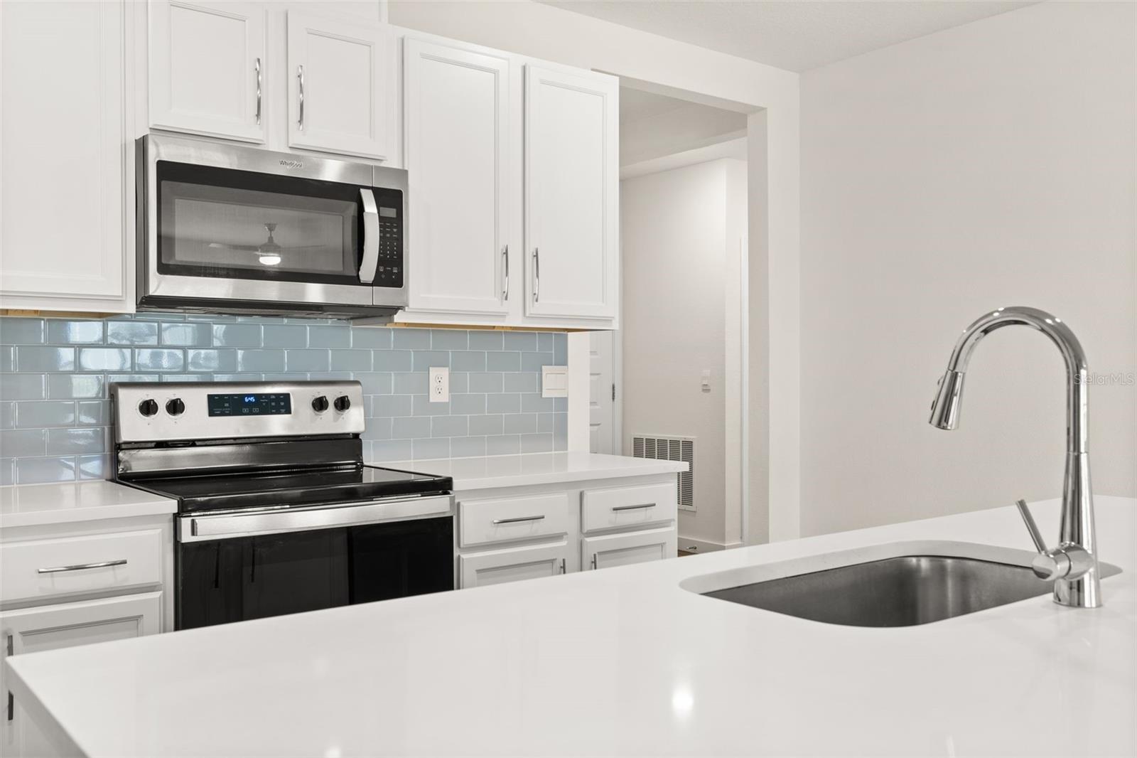 5154 Tana Ter Property Photo 22