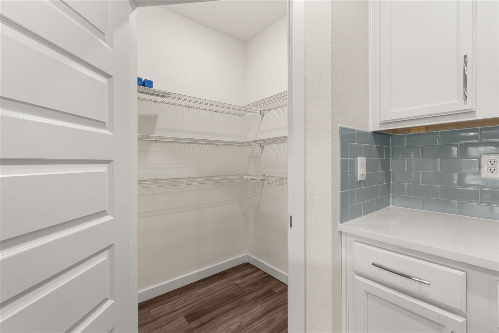 5154 Tana Ter Property Photo 23
