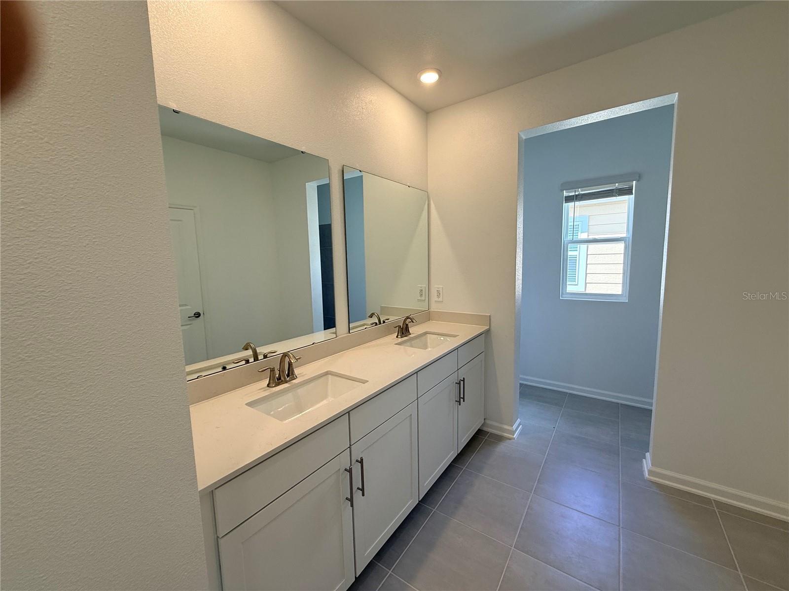3267 Zuni Rd Property Photo 6