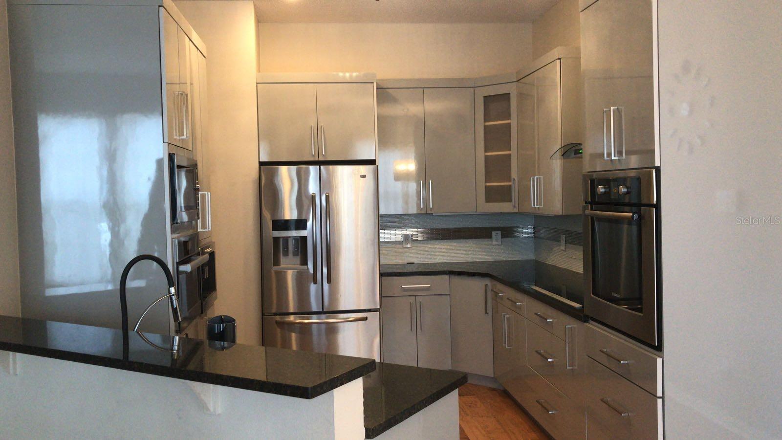 607 Wisteria Ln Property Photo 8