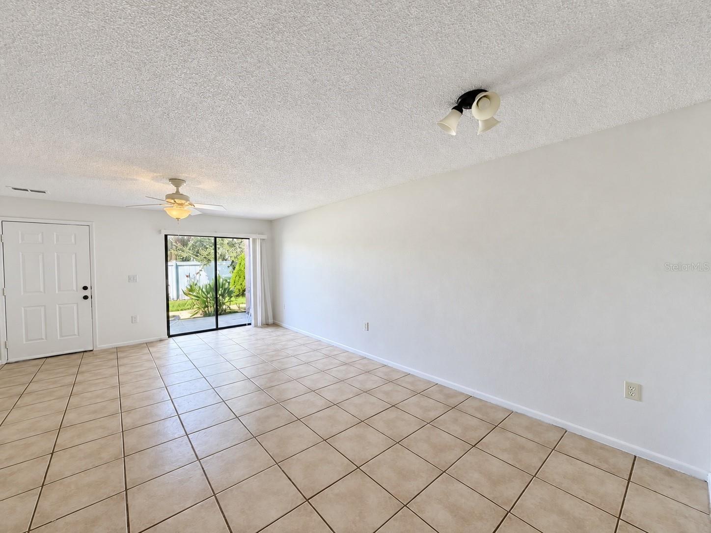 4155 Spitfire Ave Property Photo 4