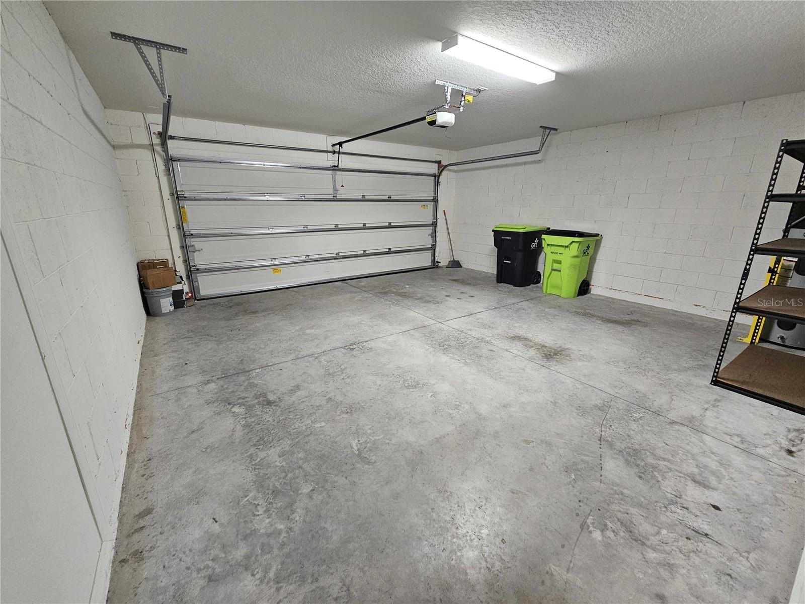 2058 Ficus St Property Photo 18