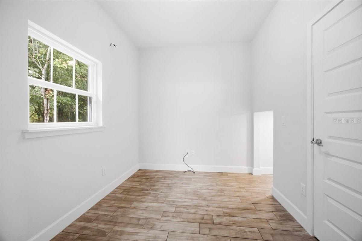 4432 Summer Flowers Pl Property Photo 11