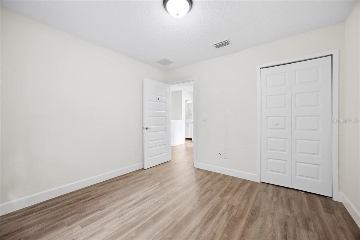 4432 Summer Flowers Pl Property Photo 19