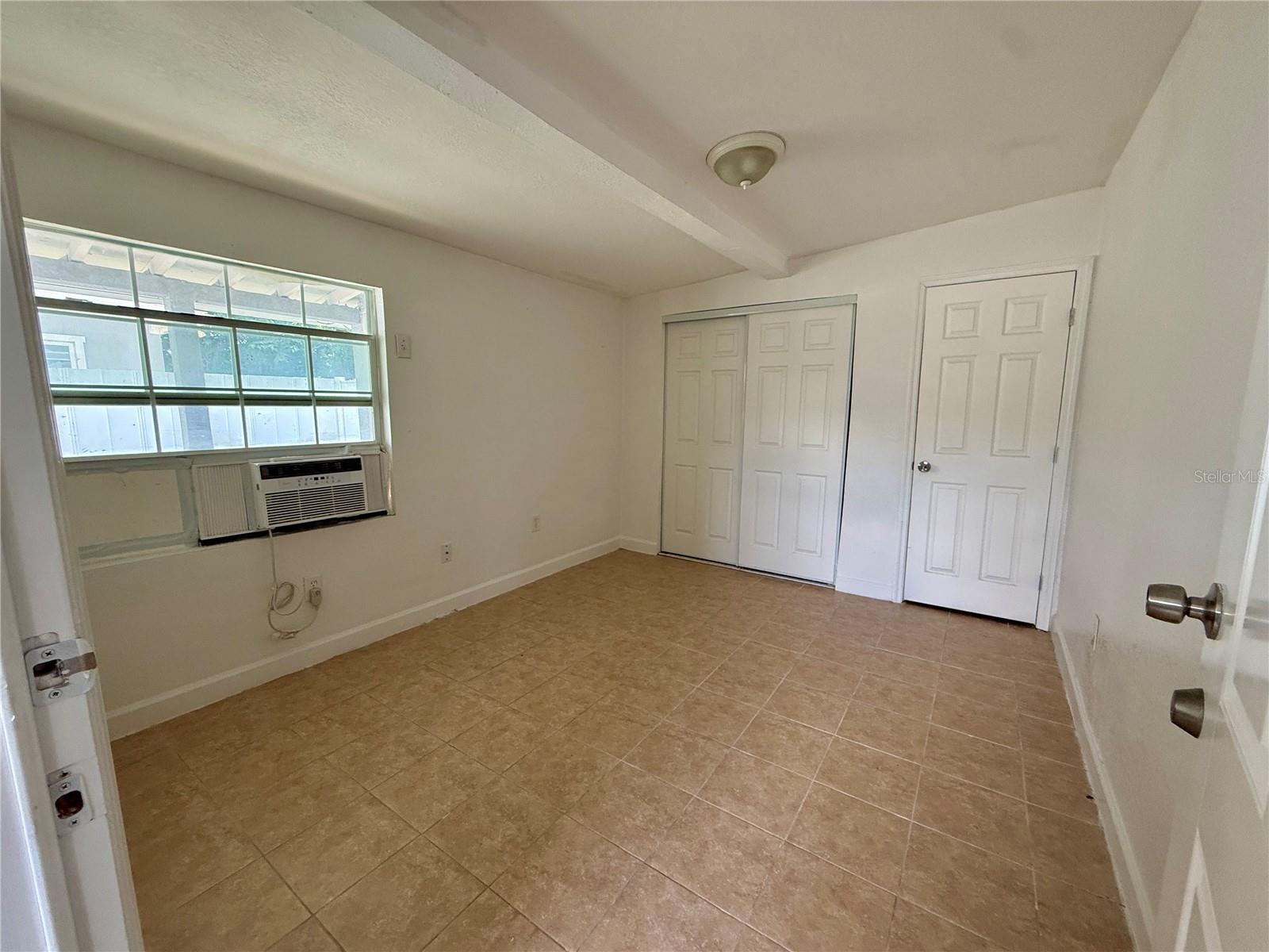 793 Eldridge St Property Photo 22