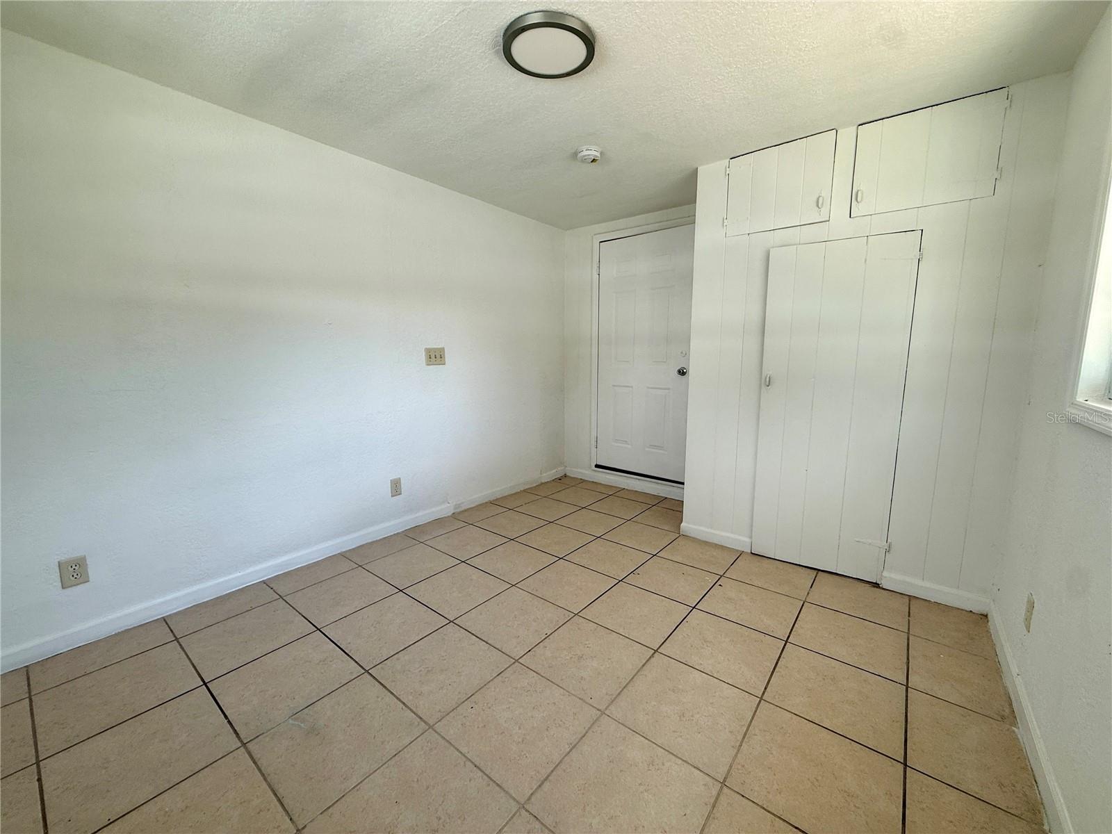793 Eldridge St Property Photo 37