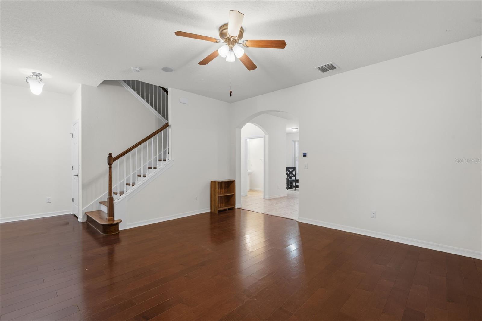 6310 Golden Dewdrop Trl Property Photo 6