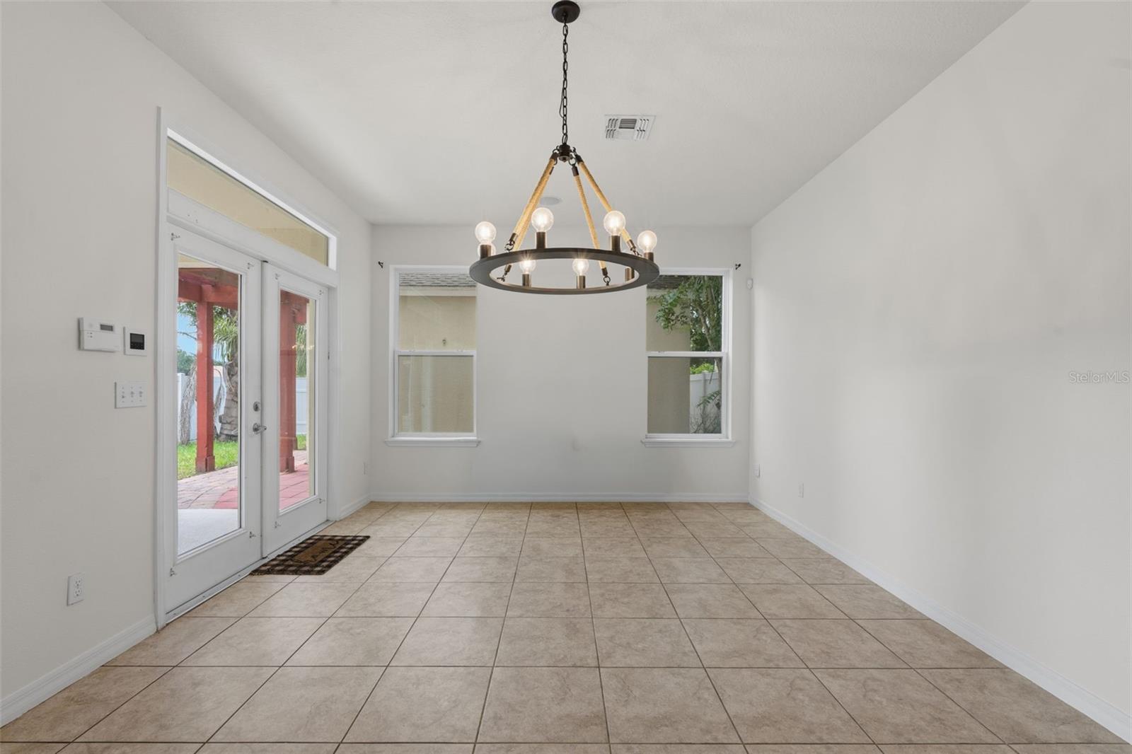 6310 Golden Dewdrop Trl Property Photo 18