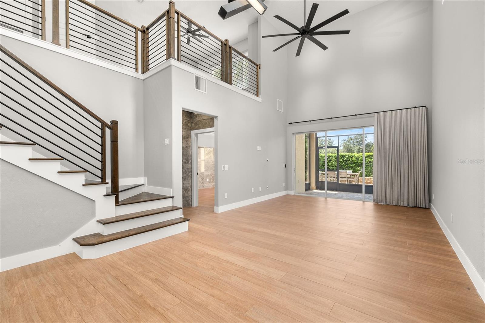 8332 Via Verona Property Photo 4