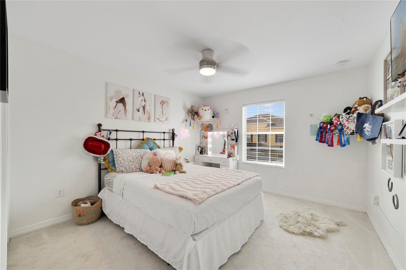 8972 Cat Palm Rd Property Photo 17