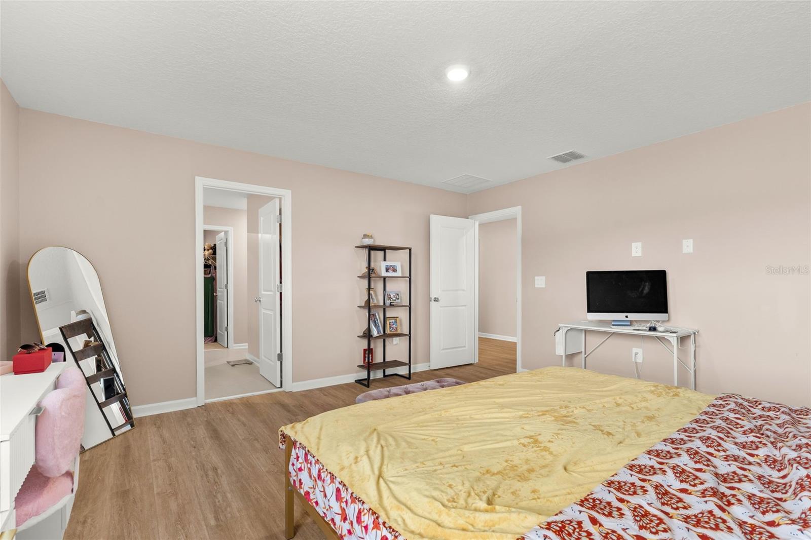 5863 Le Marin Way Property Photo 24