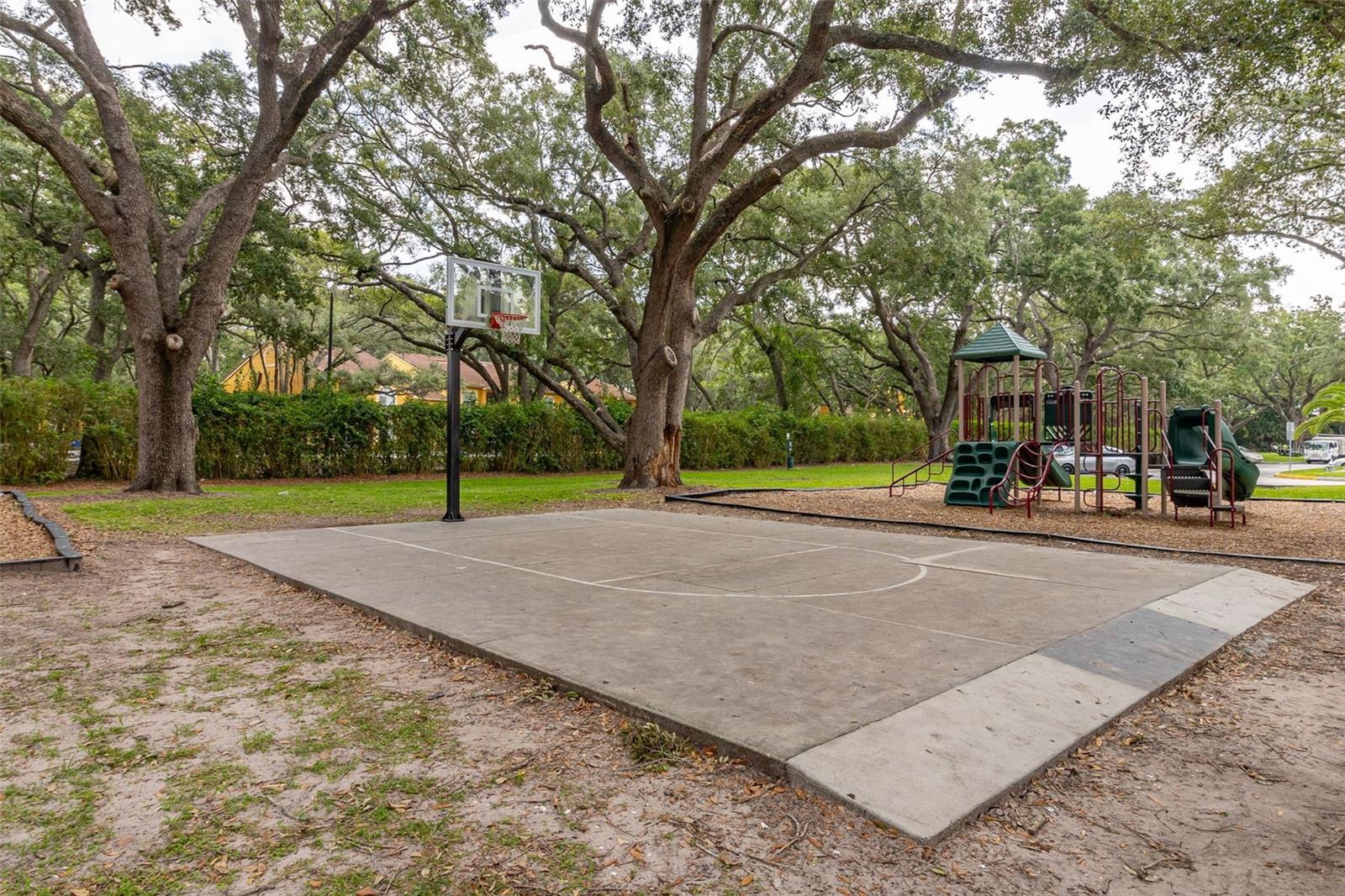 5315 Paradise Cay Cir Property Photo 49