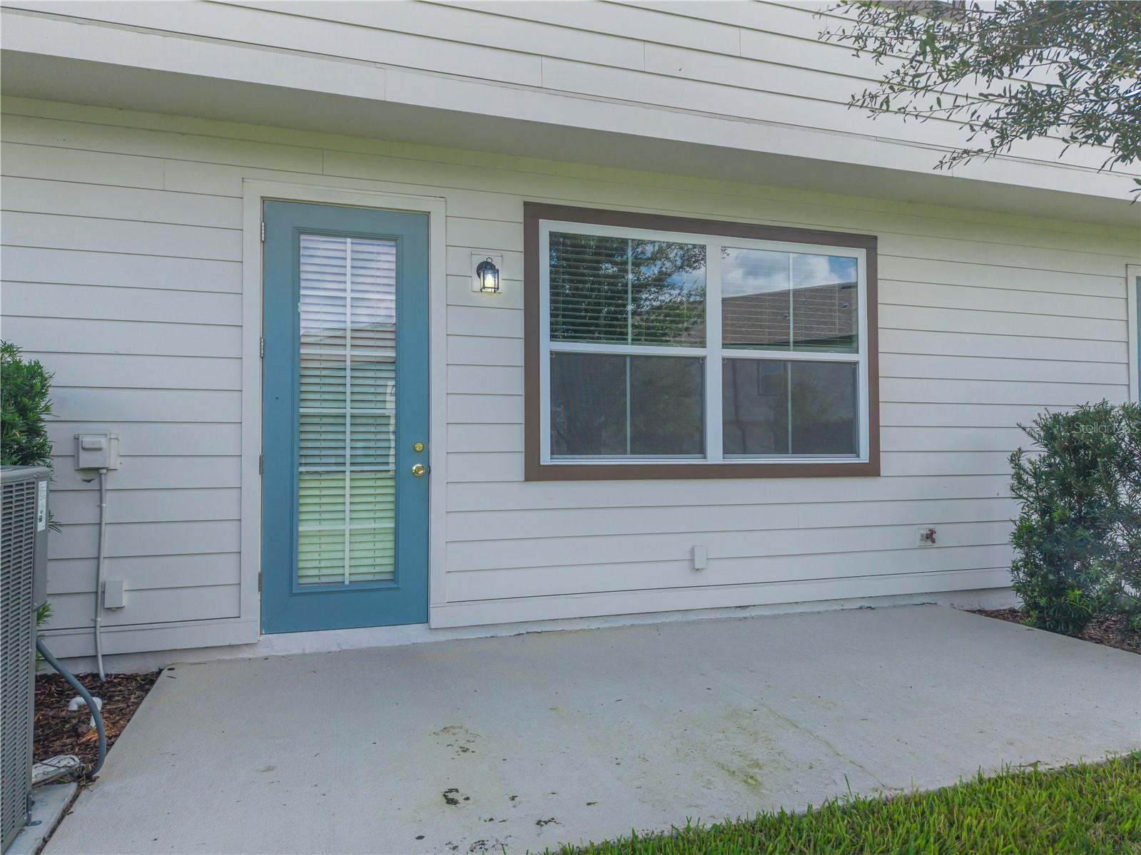 742 Longboat Dr Property Photo 36