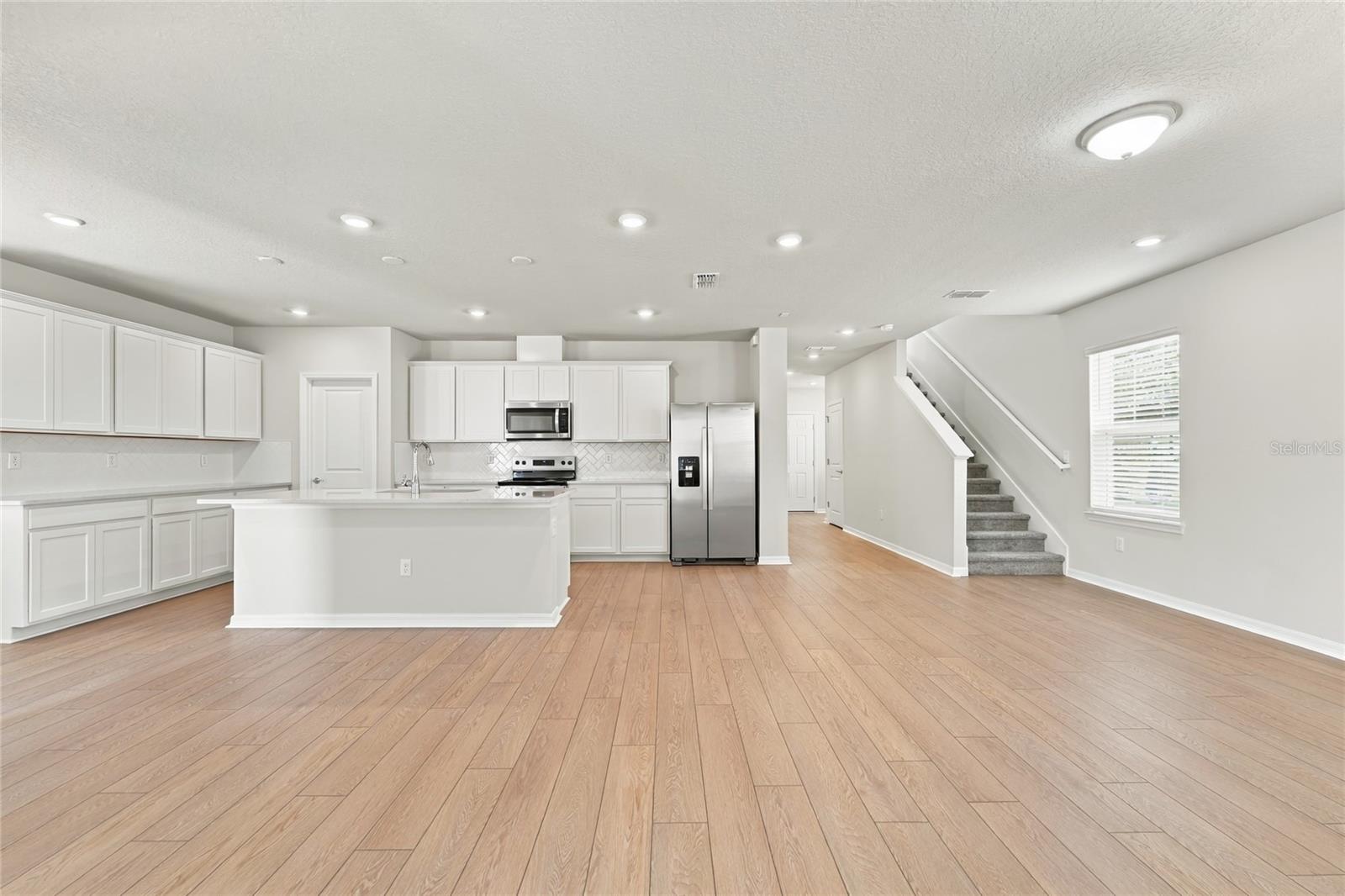 10507 Evening Star St Property Photo 9