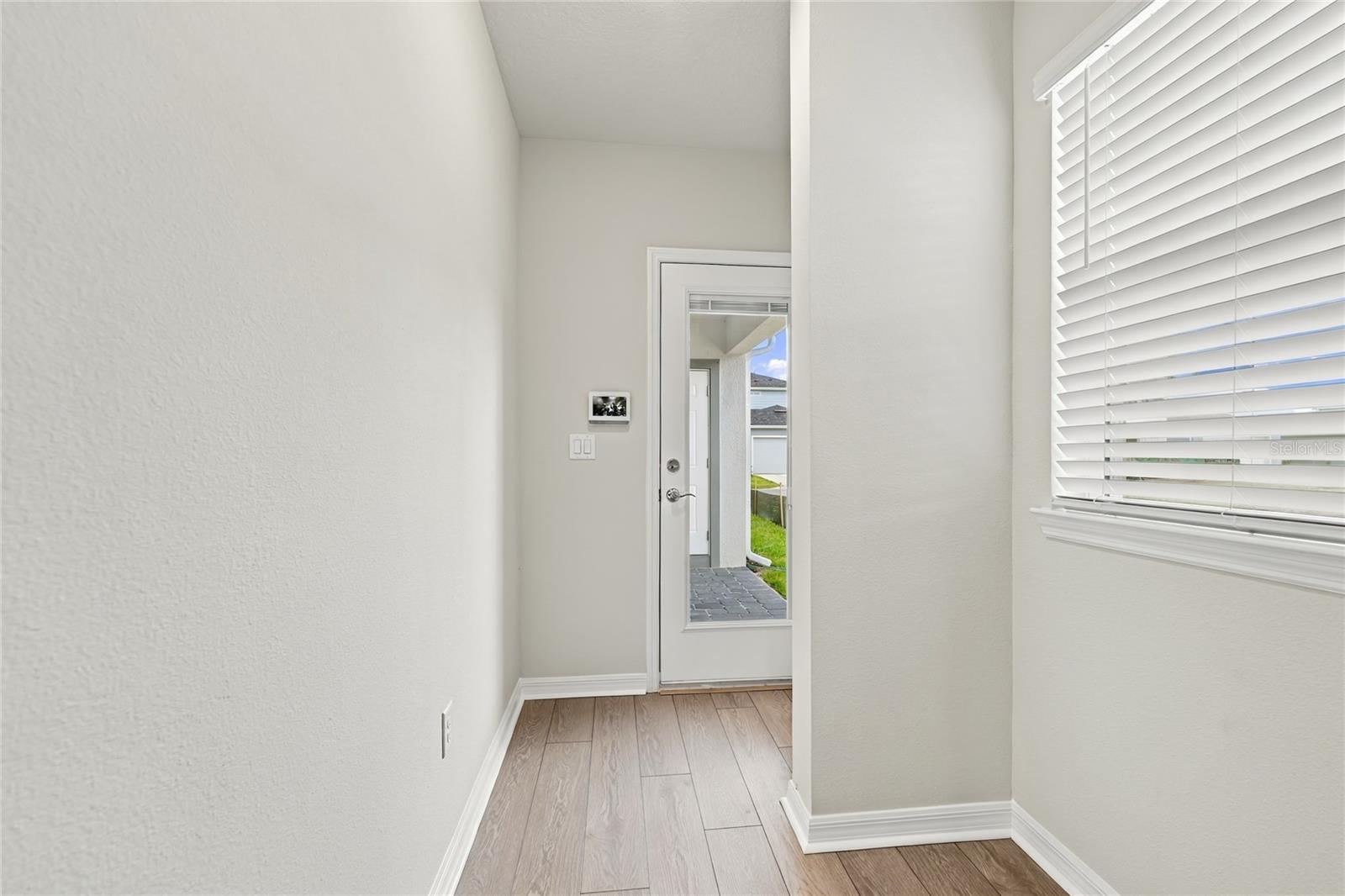 10507 Evening Star St Property Photo 13