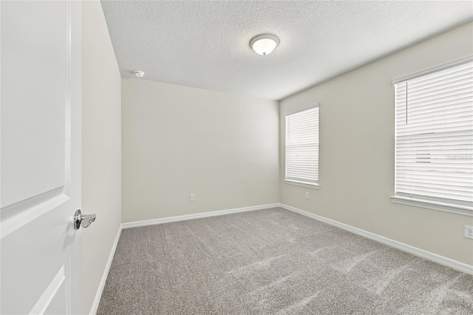 10507 Evening Star St Property Photo 22