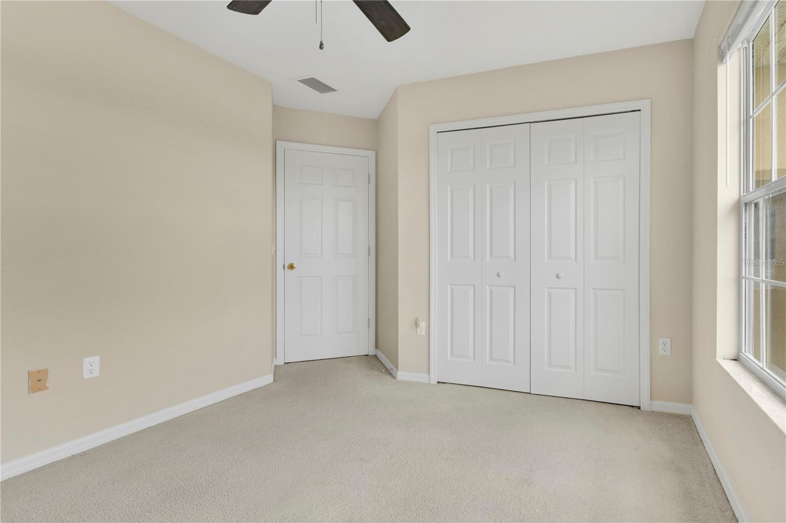 196 Athabasca Dr Property Photo 19
