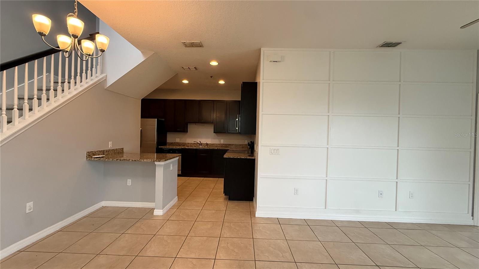 2381 Seven Oaks Dr Property Photo 6