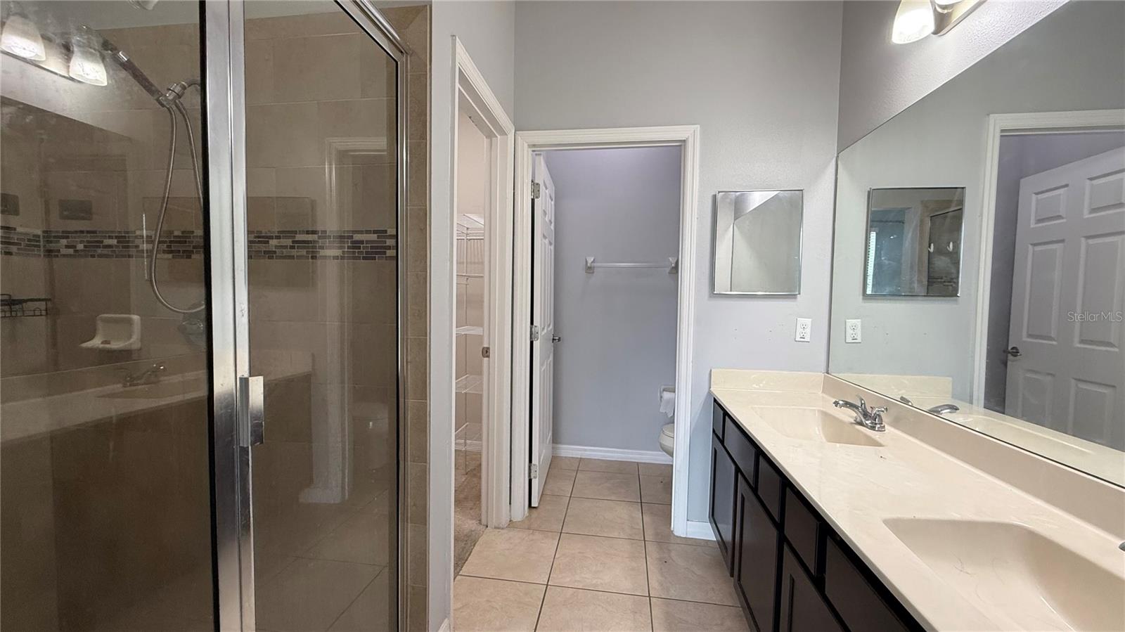 2381 Seven Oaks Dr Property Photo 8