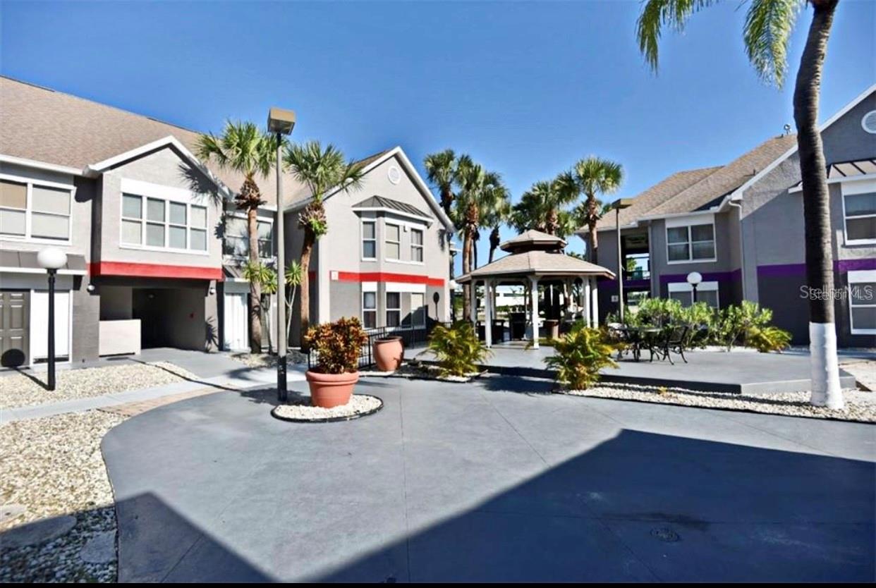 3100 Parkway Blvd #220 Property Photo